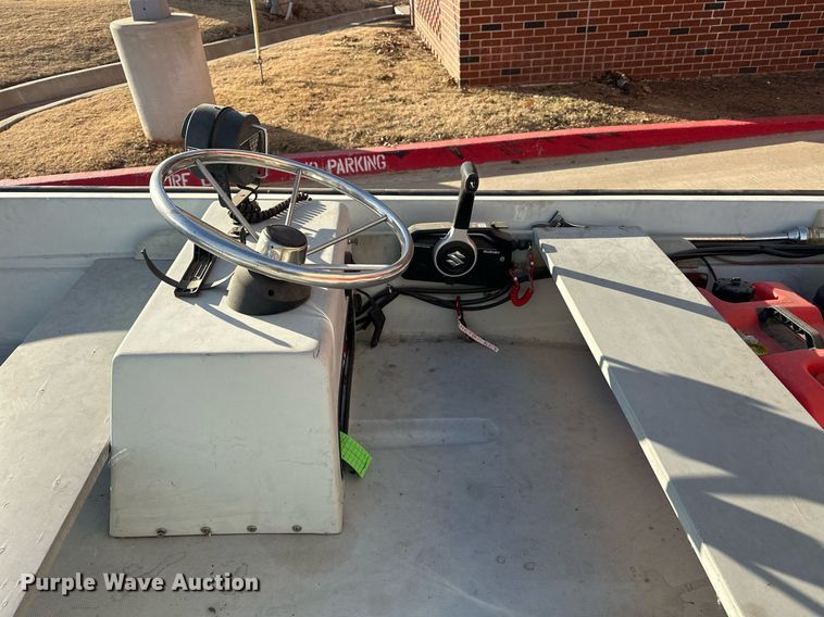 image for item ER4831 1991 Boston Whaler boat