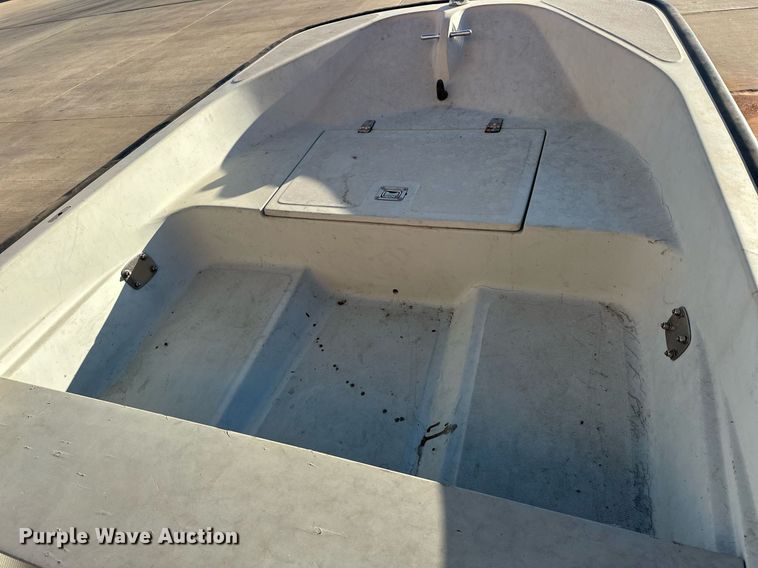 image for item ER4831 1991 Boston Whaler boat