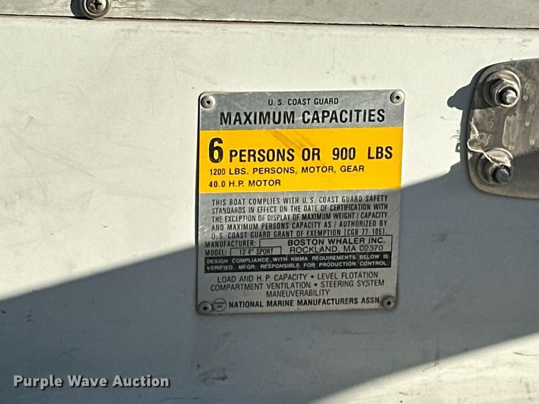 image for item ER4831 1991 Boston Whaler boat