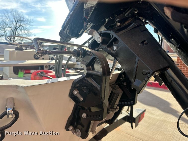 image for item ER4831 1991 Boston Whaler boat