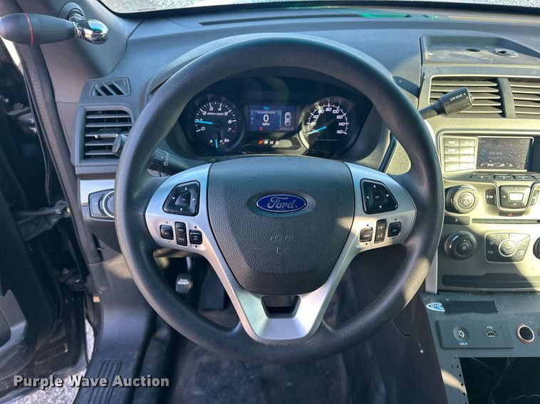 image for item ER4846 2015 Ford Explorer Police Interceptor SUV