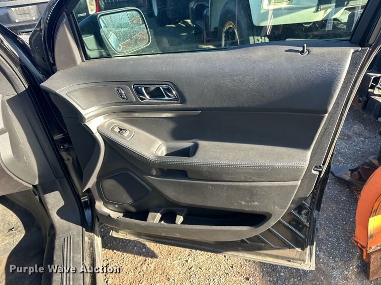 image for item ER4846 2015 Ford Explorer Police Interceptor SUV