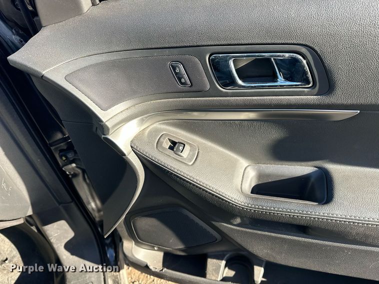 image for item ER4846 2015 Ford Explorer Police Interceptor SUV