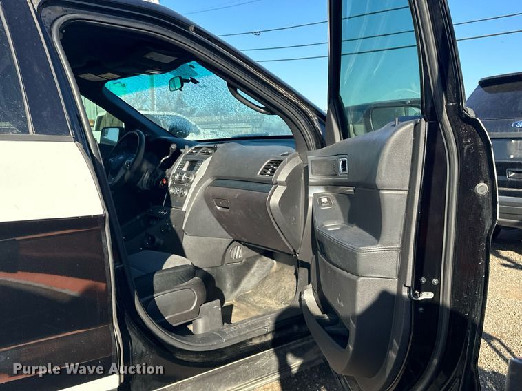 image for item ER4846 2015 Ford Explorer Police Interceptor SUV