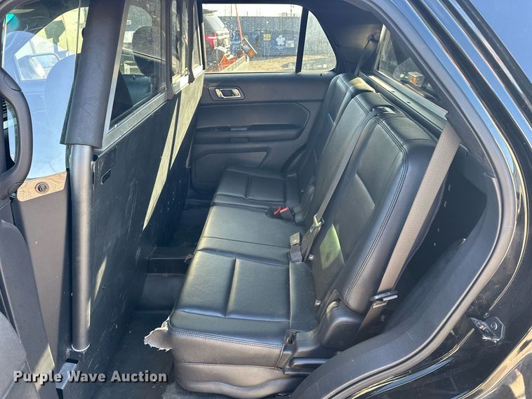 image for item ER4846 2015 Ford Explorer Police Interceptor SUV