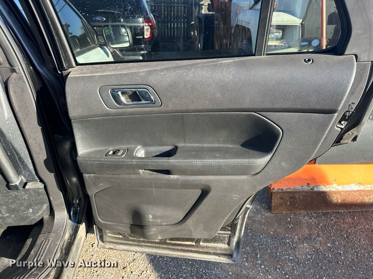 image for item ER4846 2015 Ford Explorer Police Interceptor SUV