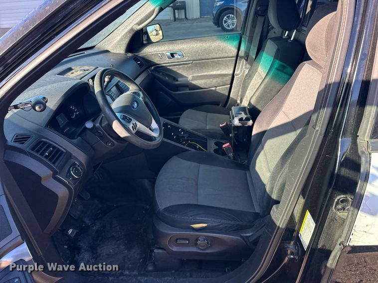 image for item ER4847 2015 Ford Explorer Police Interceptor SUV