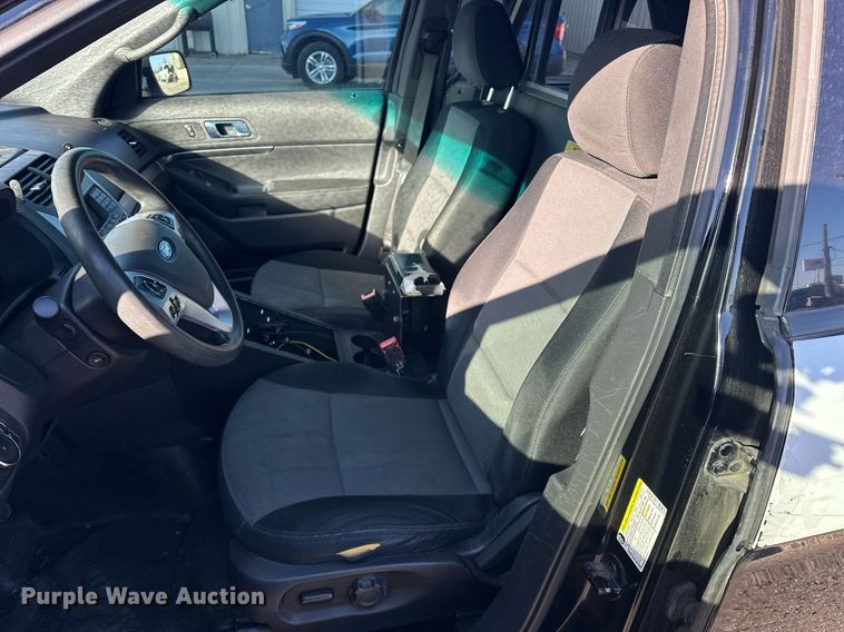 image for item ER4847 2015 Ford Explorer Police Interceptor SUV