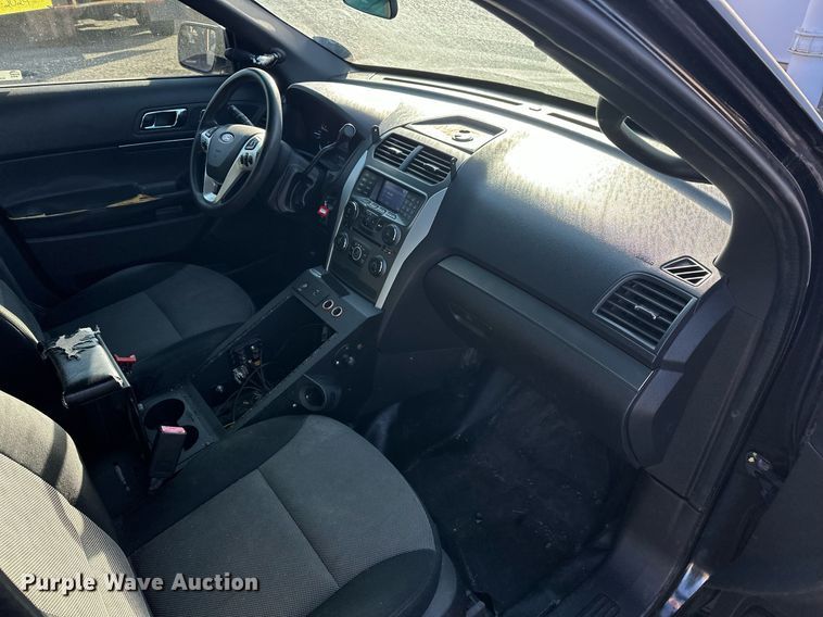 image for item ER4847 2015 Ford Explorer Police Interceptor SUV