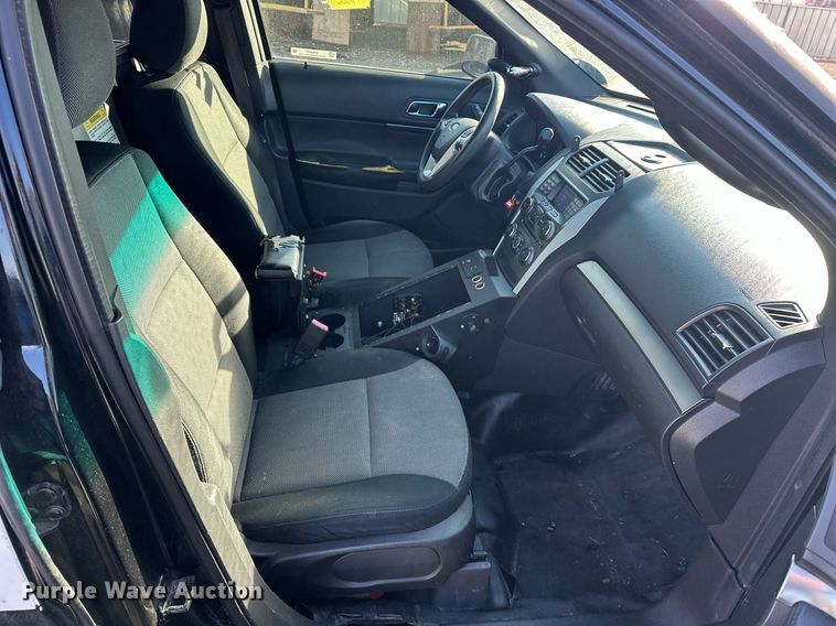 image for item ER4847 2015 Ford Explorer Police Interceptor SUV