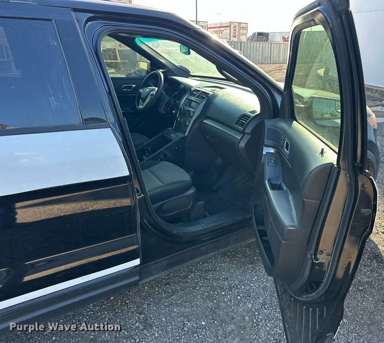 image for item ER4847 2015 Ford Explorer Police Interceptor SUV