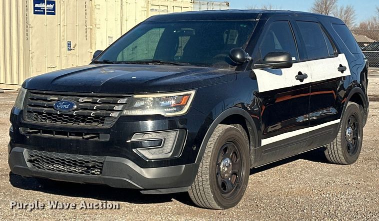 image for item ER4848 2016 Ford Explorer police interceptor SUV