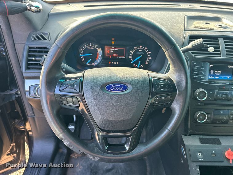 image for item ER4848 2016 Ford Explorer police interceptor SUV