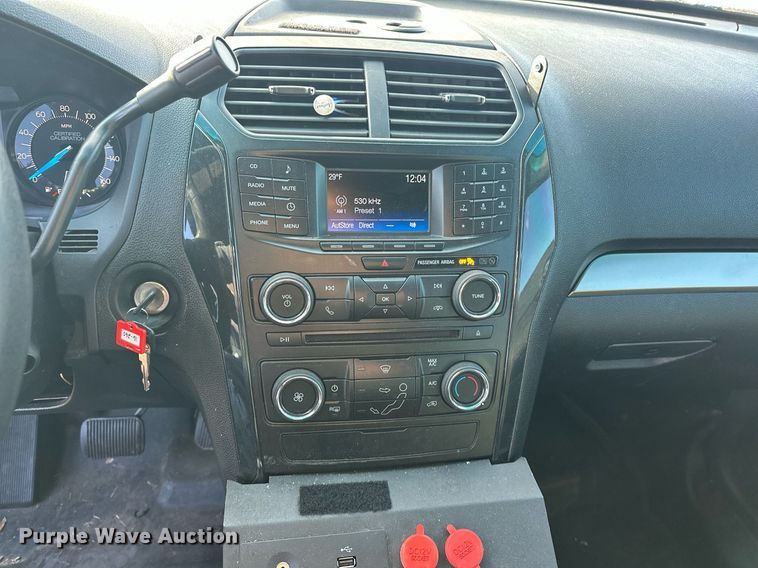 image for item ER4848 2016 Ford Explorer police interceptor SUV