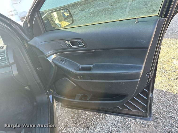 image for item ER4848 2016 Ford Explorer police interceptor SUV