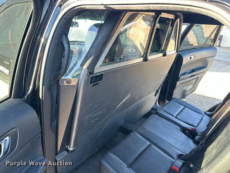 image for item ER4848 2016 Ford Explorer police interceptor SUV