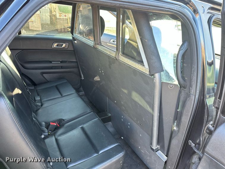 image for item ER4848 2016 Ford Explorer police interceptor SUV