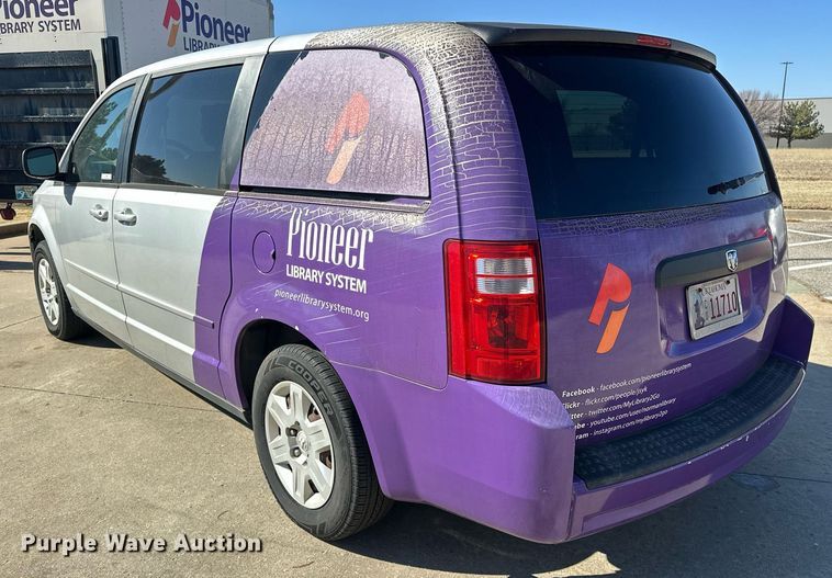 image for item ER4849 2010 Dodge Grand Caravan van