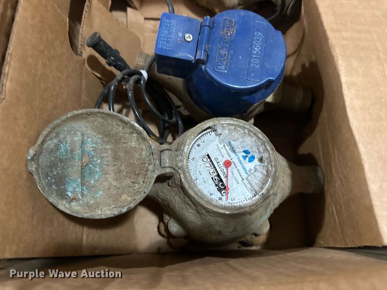 image for item ER4852 Approximately 1,237 brass water meters
