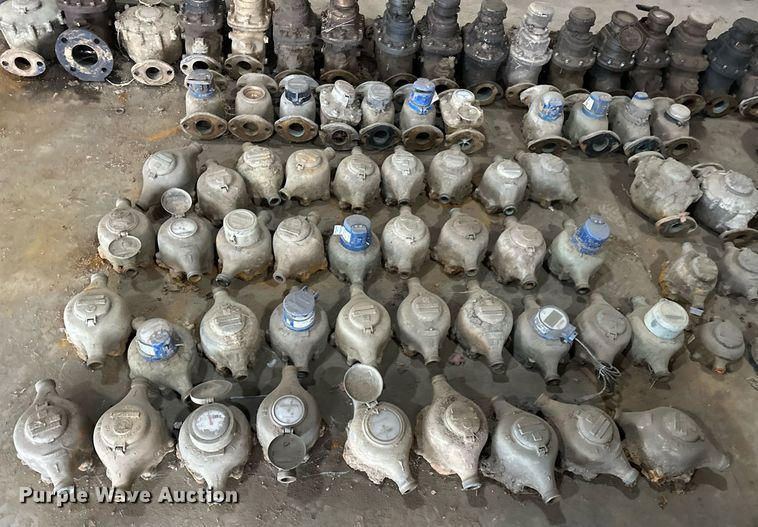 image for item ER4852 Approximately 1,237 brass water meters