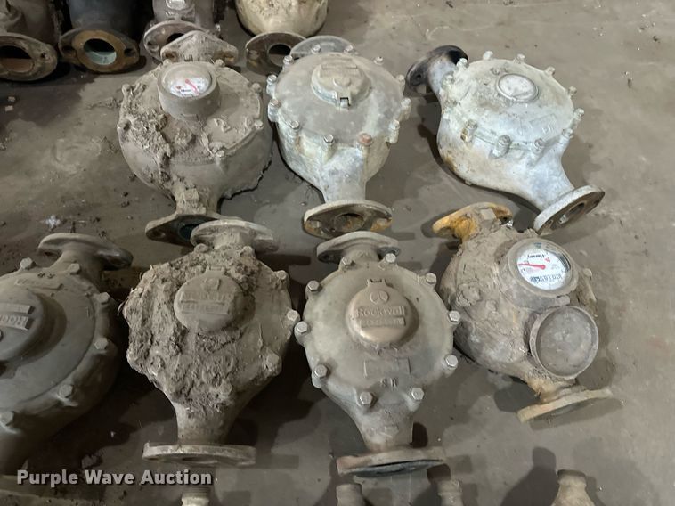 image for item ER4852 Approximately 1,237 brass water meters