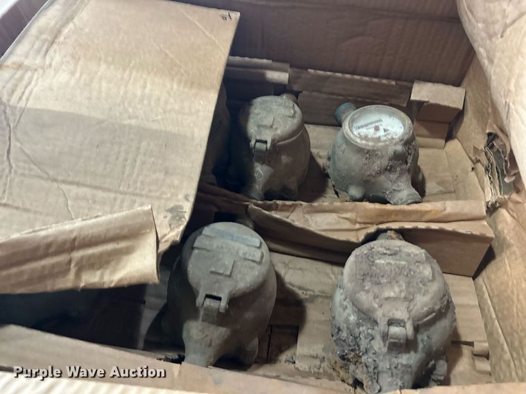 image for item ER4852 Approximately 1,237 brass water meters