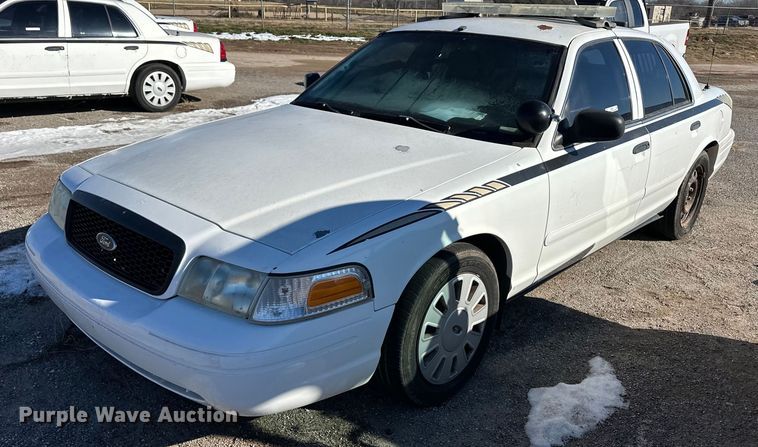 image for item ER8631 2006 Ford Crown Victoria Police Interceptor 