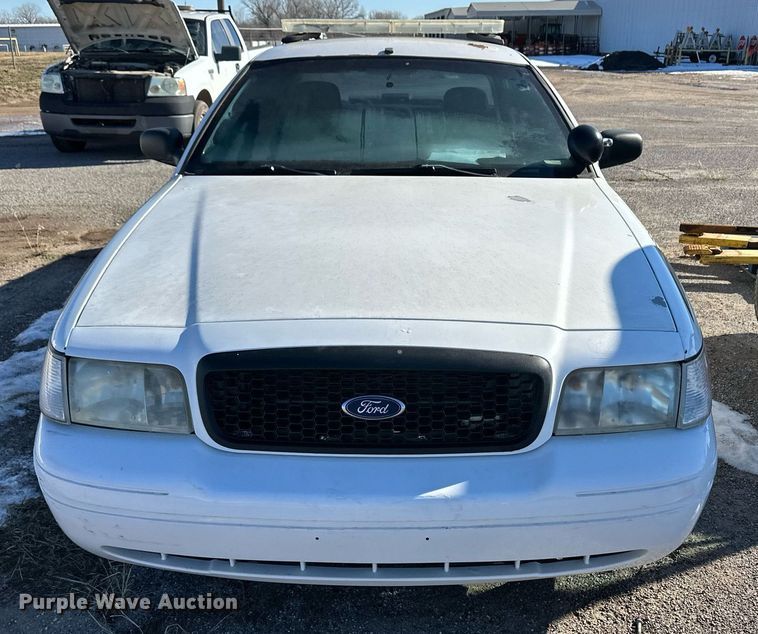 image for item ER8631 2006 Ford Crown Victoria Police Interceptor 