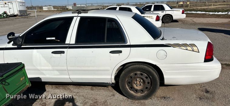 image for item ER8631 2006 Ford Crown Victoria Police Interceptor 