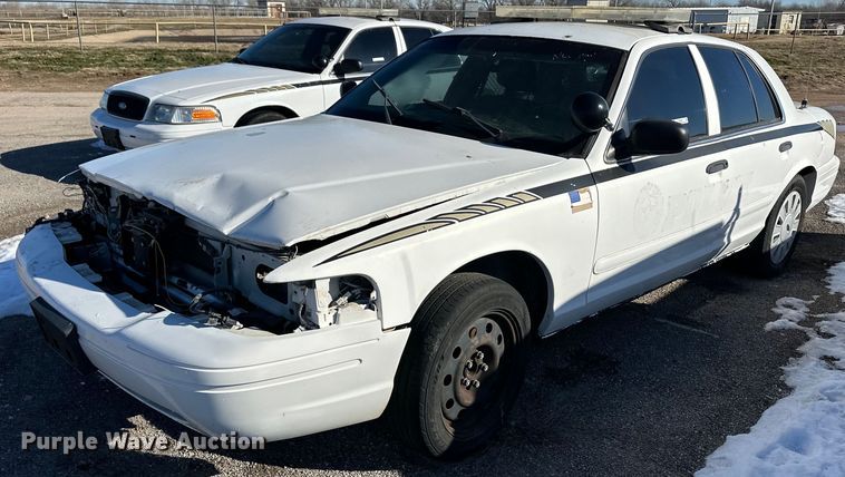 image for item ER8633 2006 Ford Crown Victoria Police Interceptor 
