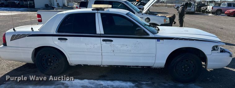image for item ER8633 2006 Ford Crown Victoria Police Interceptor 