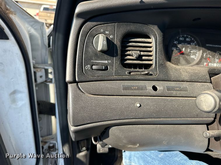 image for item ER8633 2006 Ford Crown Victoria Police Interceptor 