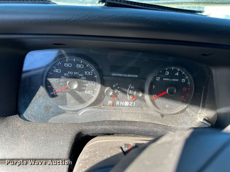 image for item ER8633 2006 Ford Crown Victoria Police Interceptor 