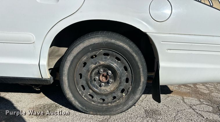 image for item ER8634 2003 Ford Crown Victoria Police Interceptor 