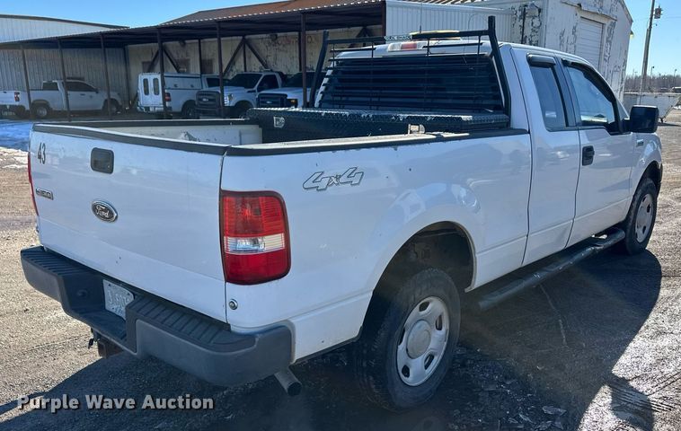 image for item ER8636 2005 Ford F150 SuperCab pickup truck