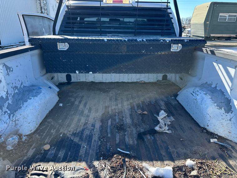 image for item ER8636 2005 Ford F150 SuperCab pickup truck