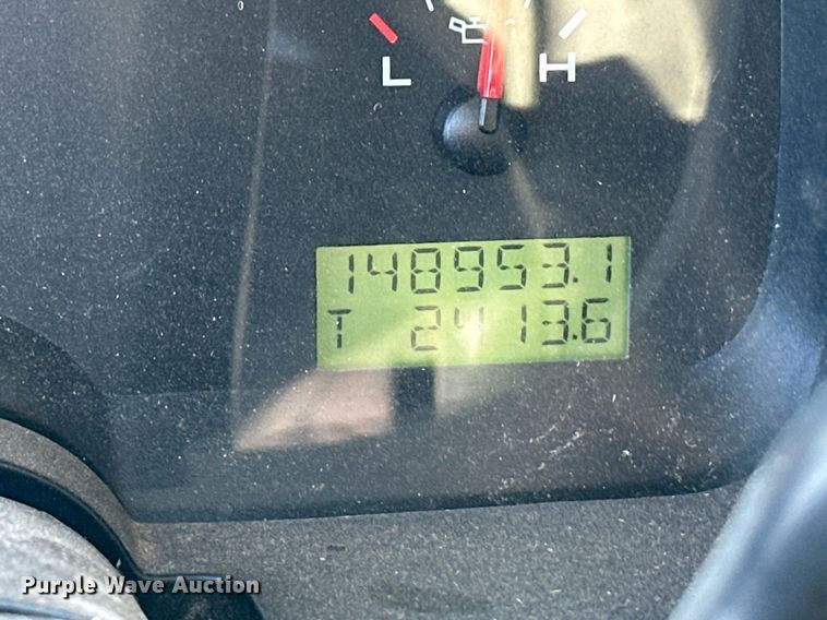 image for item ER8636 2005 Ford F150 SuperCab pickup truck