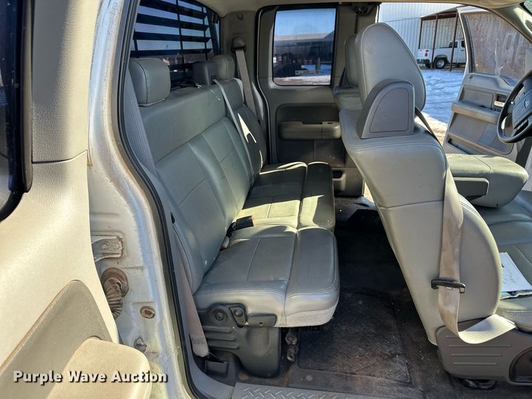 image for item ER8636 2005 Ford F150 SuperCab pickup truck