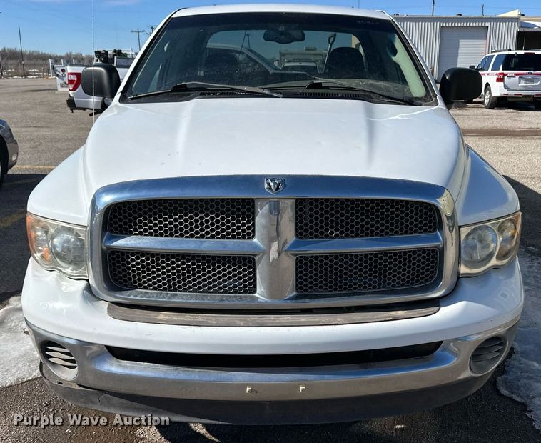 image for item ER8639 2002 Dodge Ram 1500 Quad Cab pickup truck