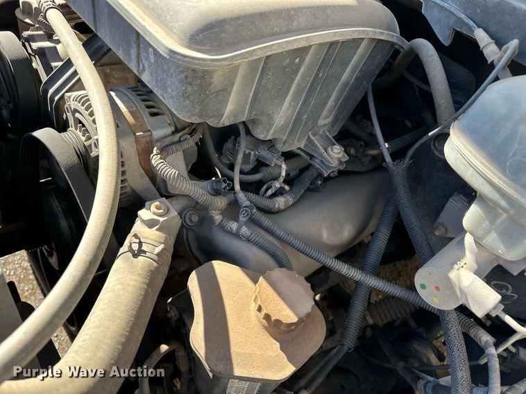 image for item ER8639 2002 Dodge Ram 1500 Quad Cab pickup truck