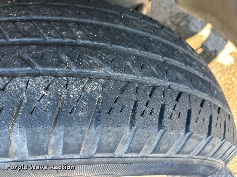 image for item ER8639 2002 Dodge Ram 1500 Quad Cab pickup truck