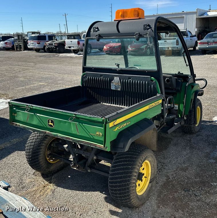 image for item ER8640 2008 John Deere Gator XUV 850D utility vehicle