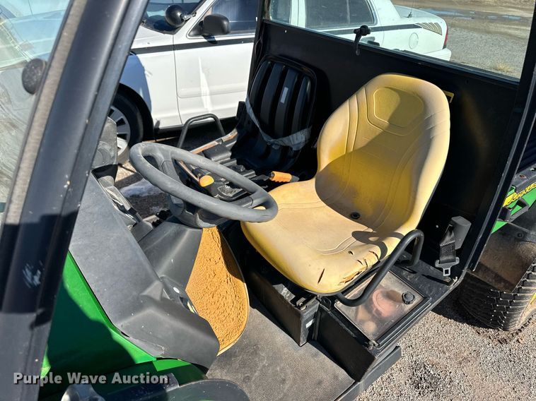 image for item ER8640 2008 John Deere Gator XUV 850D utility vehicle