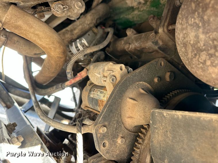 image for item ER8640 2008 John Deere Gator XUV 850D utility vehicle