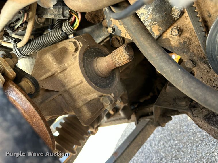 image for item ER8640 2008 John Deere Gator XUV 850D utility vehicle