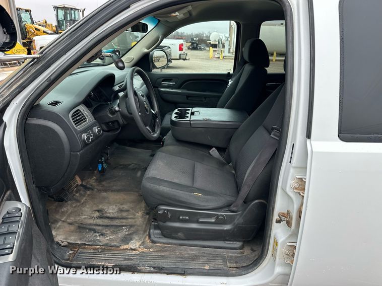 image for item ER8684 2013 Chevrolet Tahoe Police SUV