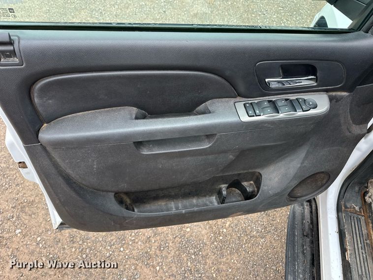 image for item ER8684 2013 Chevrolet Tahoe Police SUV