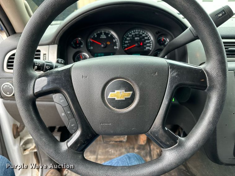 image for item ER8684 2013 Chevrolet Tahoe Police SUV