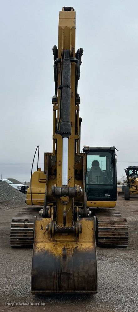 image for item ER8685 2007 Caterpillar 320D L excavator