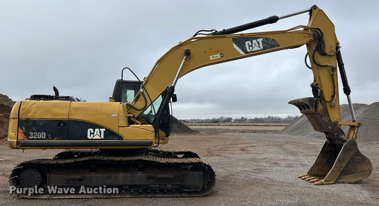 image for item ER8685 2007 Caterpillar 320D L excavator
